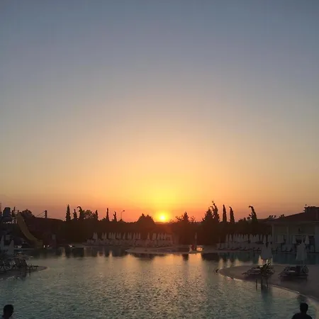 Üdülőközpont Adrina Beach