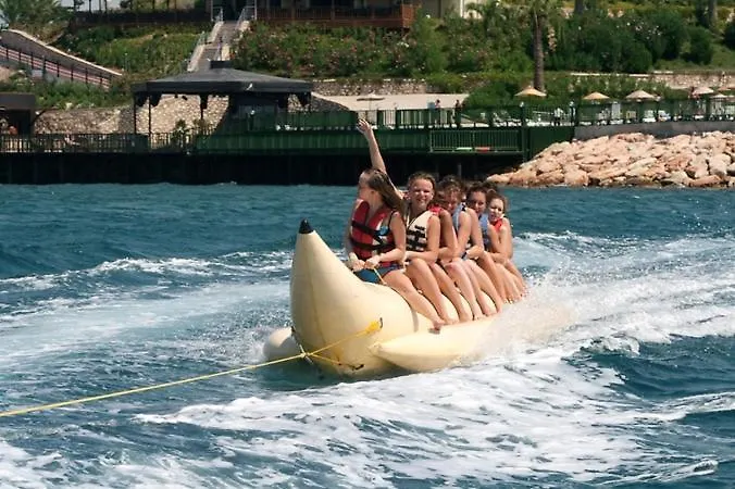 Adrina Beach Resort *